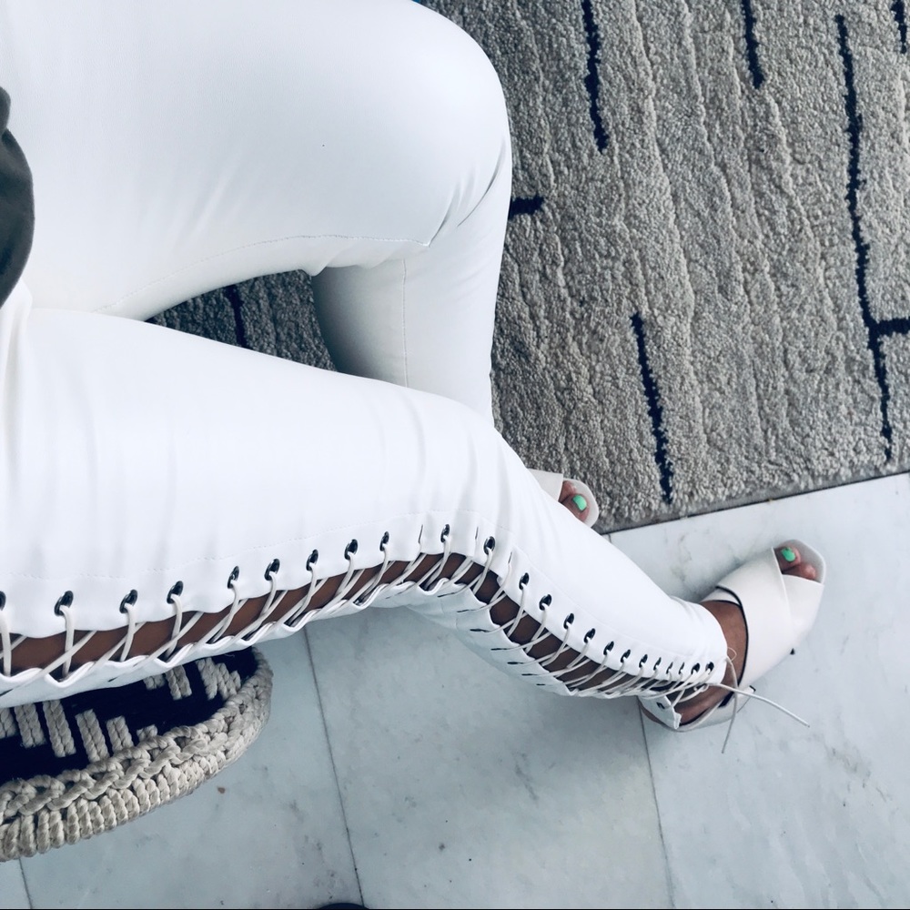 ☠️VEGAN LEATHER LEGGINGS ☠️